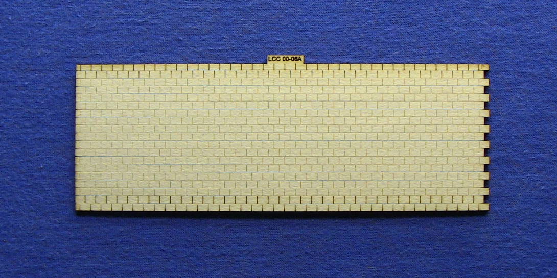 LCC 00-06A OO gauge roof tiles expansion with right side interlocking Standard tiles panel with right side interlocking.
